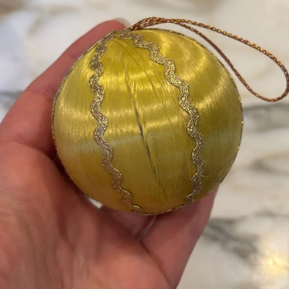 Vintage Satin Thread Rickrack Trim Christmas Ornaments 5pc Multicolor